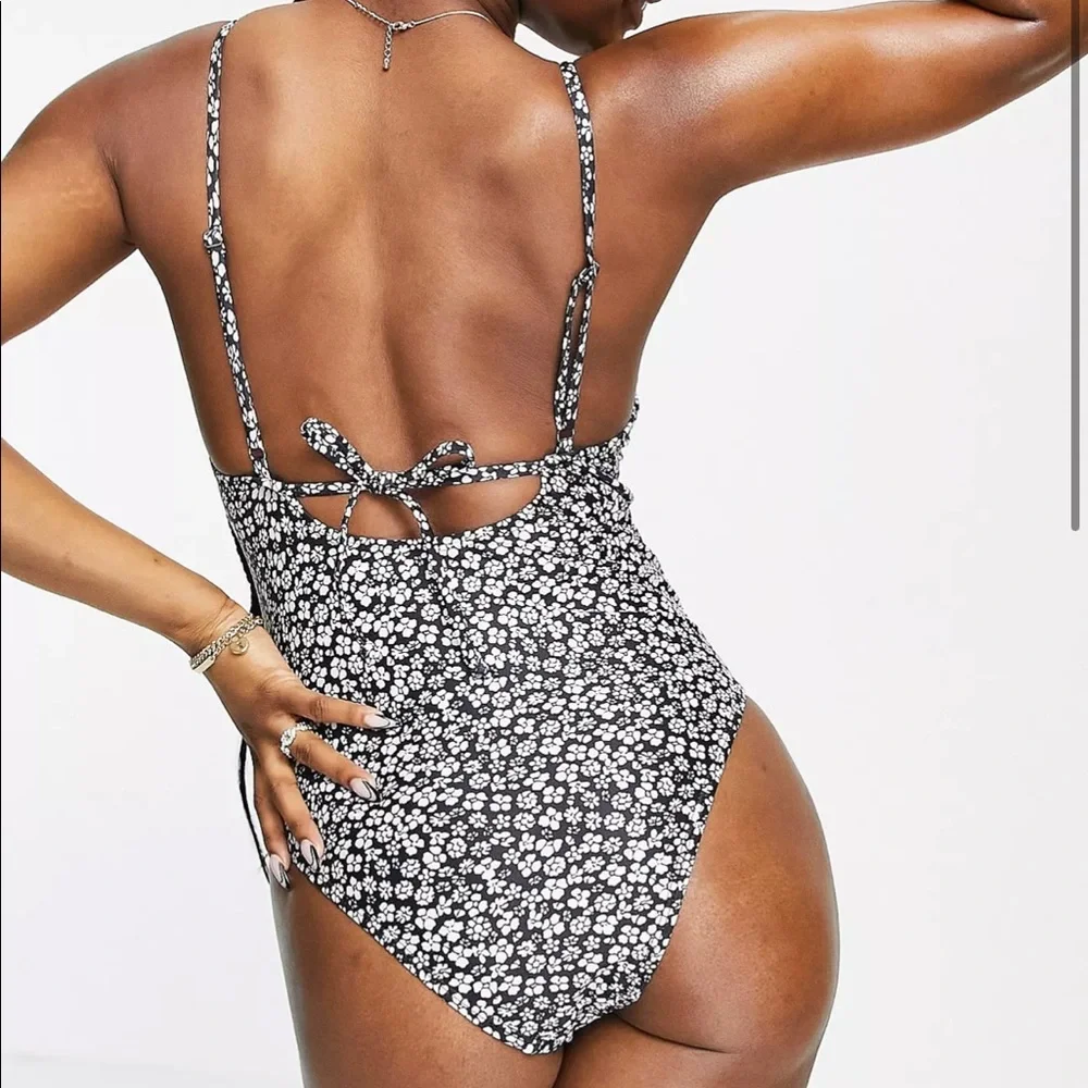 ASOS Swimsuit - Picture 2 of 7